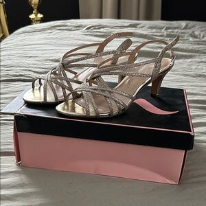 Nina Glittering Strappy Heels in Silver
